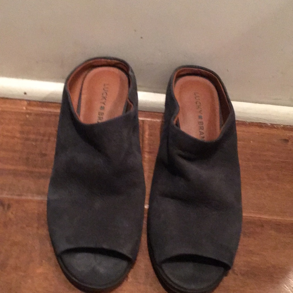 Women’s Lucky Brand open toe slip on shoes